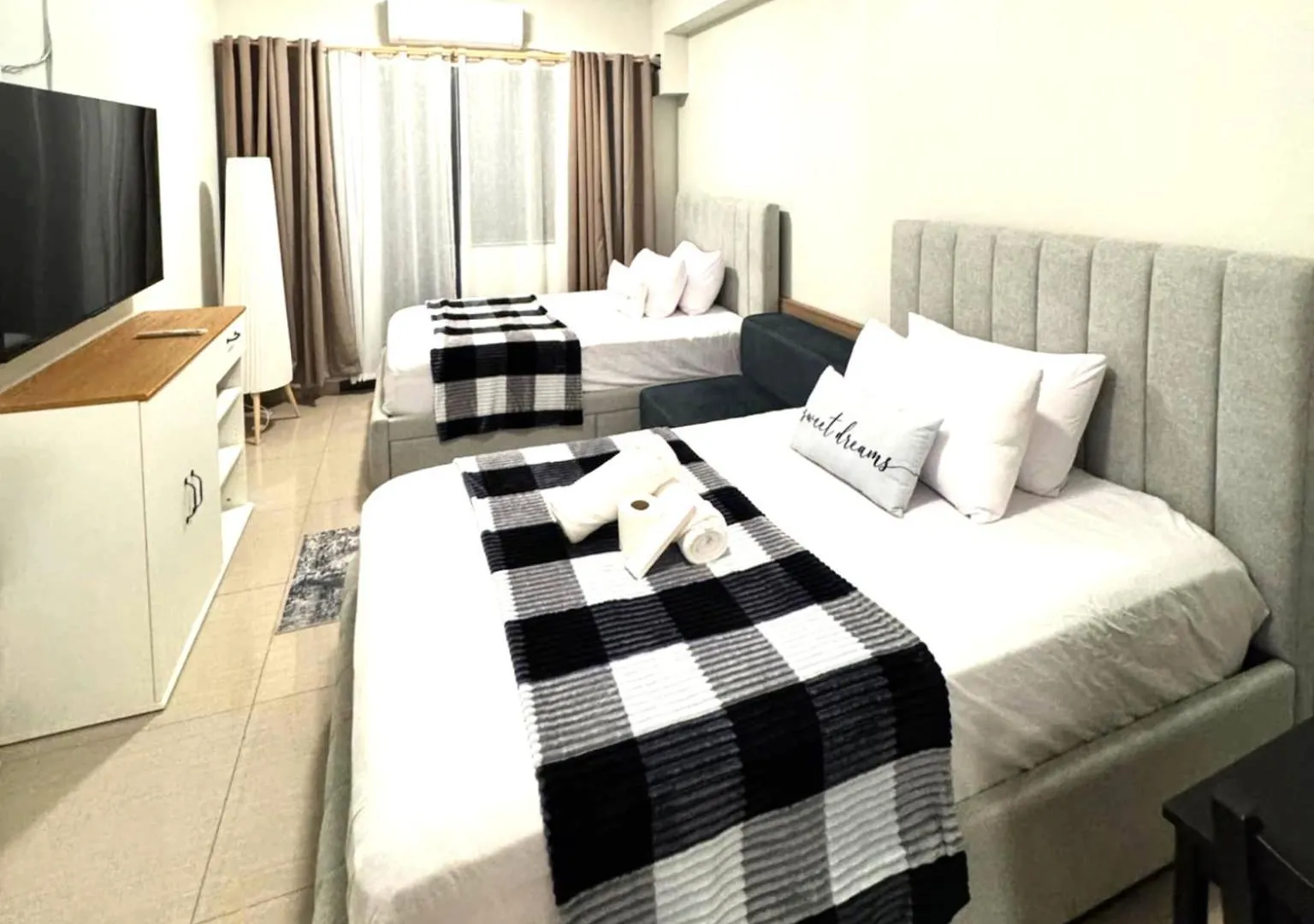 Bella Notte Staycation - Smdc Shore 2 Moa Complex Manila Philippines